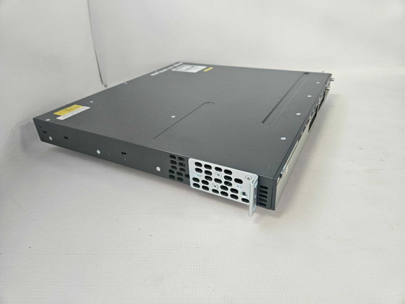 WS-C3750X-24P-S V06 Cisco Catalyst 3750X PoE+ 24 Port Gigabit Ethernet Switch )