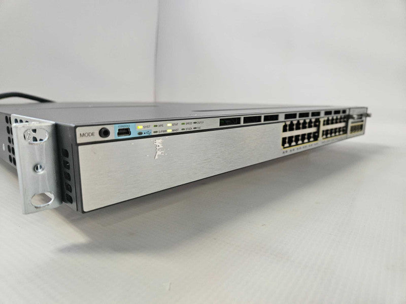 WS-C3750X-24P-S V06 Cisco Catalyst 3750X PoE+ 24 Port Gigabit Ethernet Switch )