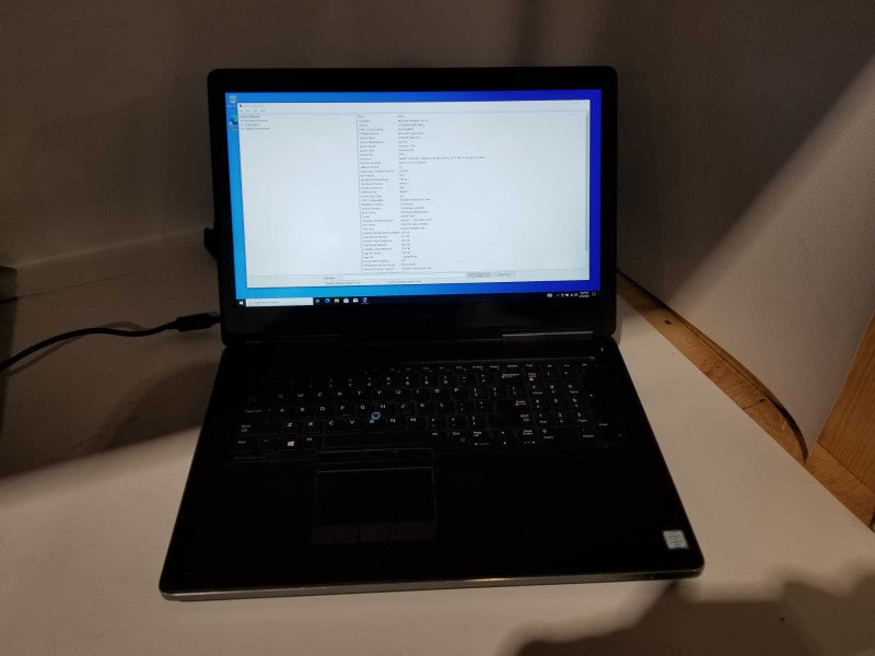 Dell Precision 7720 - i7-6820HQ, 32GB RAM, 500GB, Quadro P3000 - READ