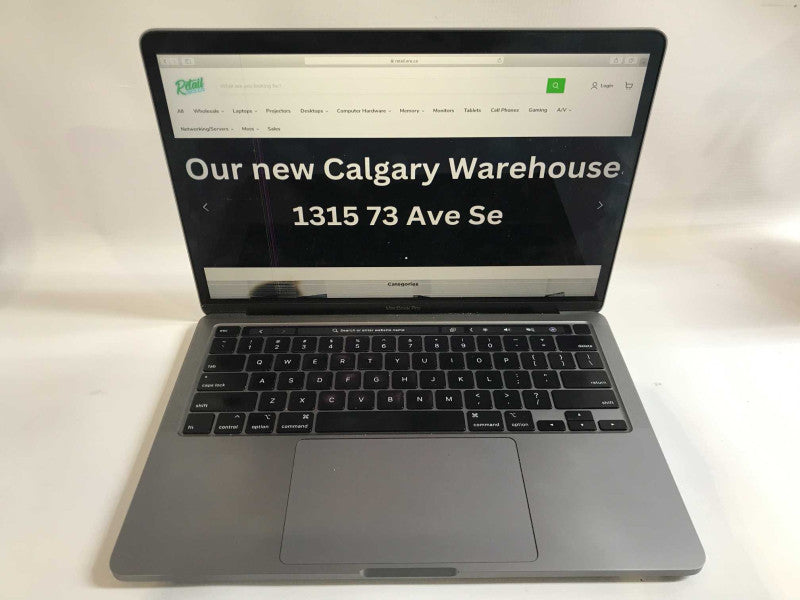 MacBook Pro 2020 (A2251) 13\\" i5 @ 2GHz, 16GB DDR3, 500GB SSD, **Screen damage