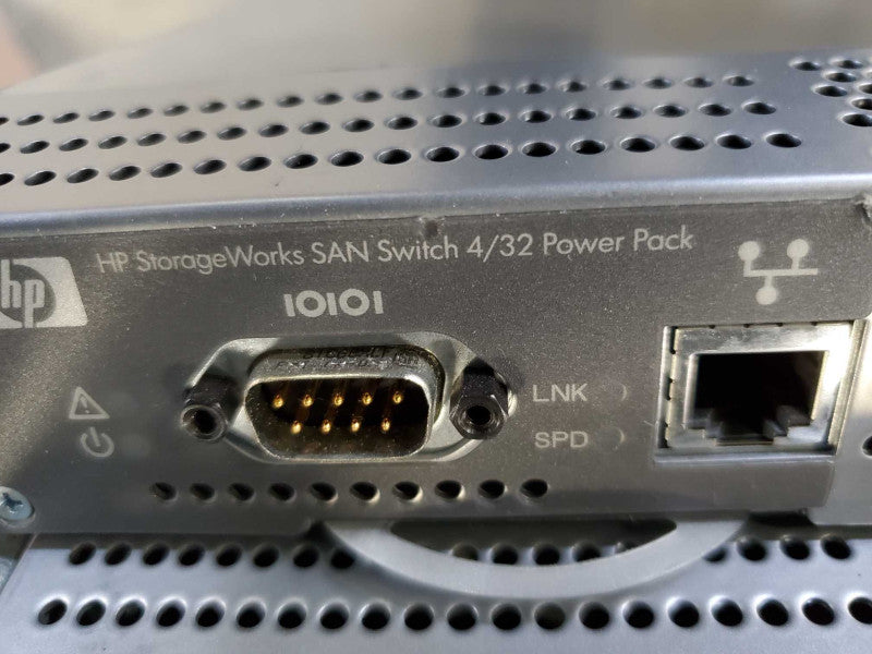 HP StorageWorks 4/32 SAN Switch A7537A - 32 Ports Dual PS Q(