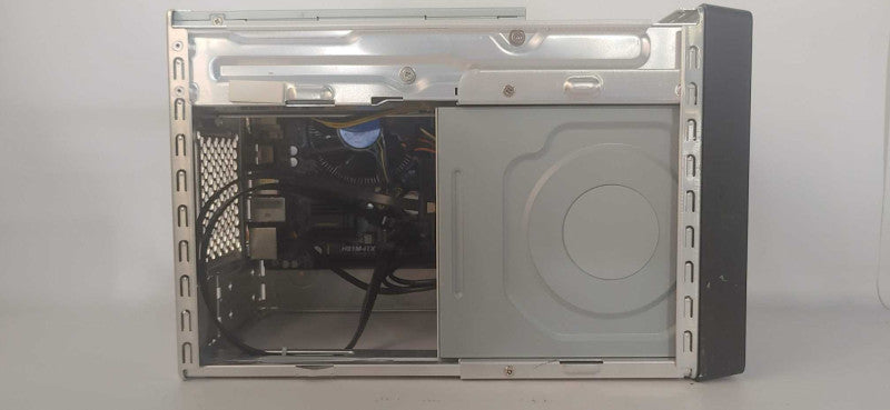 Shuttle SH310R4 i3-4130 2GB DDR3 RAM NO HDD READ DESCRIPTION @