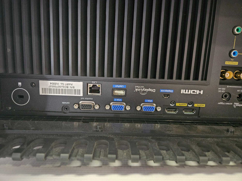 InFocus IN5504 HD 1080P WUXGA 1920X1200 Projector 5000 LUMENS )
