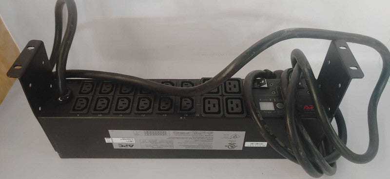 APC AP7811 Metered 2U PDU Q@