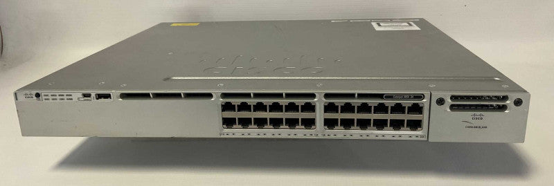 Cisco Catalyst 3850 24 port network switch WS-C3850-24T-s V05 -