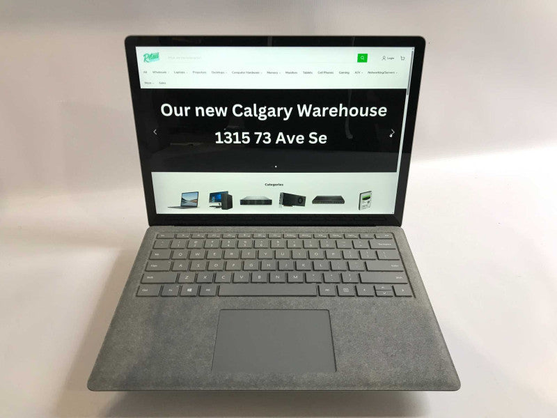 Microsoft Surface Laptop i7-7660U, 8GB RAM, 256GB Storage