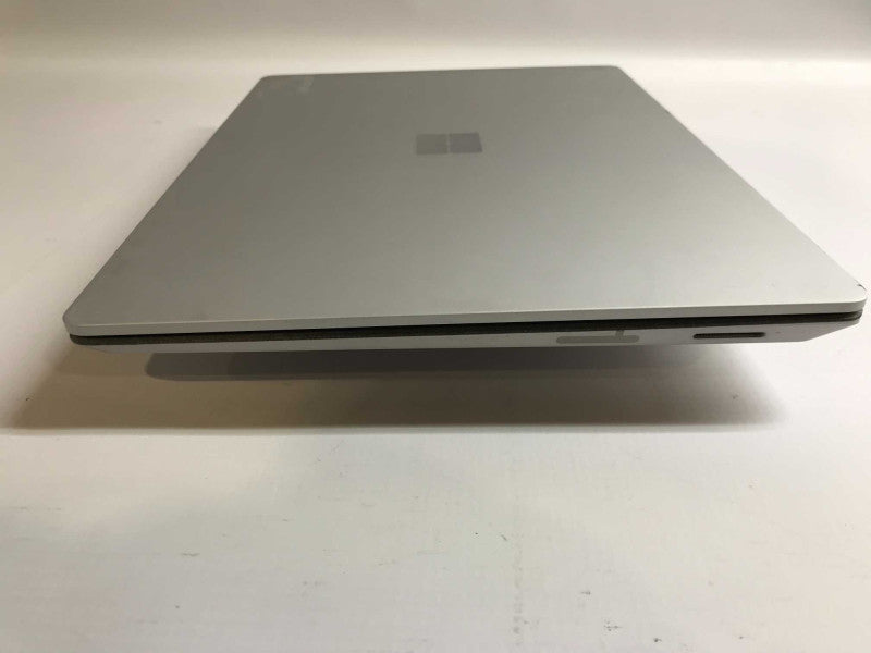 Microsoft Surface Laptop i7-7660U, 8GB RAM, 256GB Storage