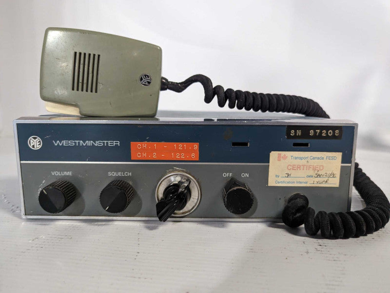 Vintage PYE Westminster W15 AM Radio READ
