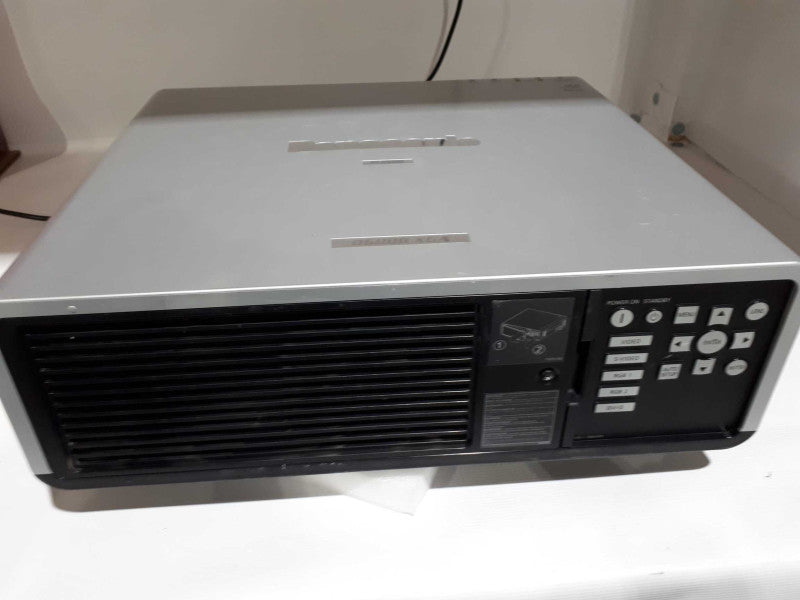 Panasonic Projector PT-D6000 XGA- See notes Q&