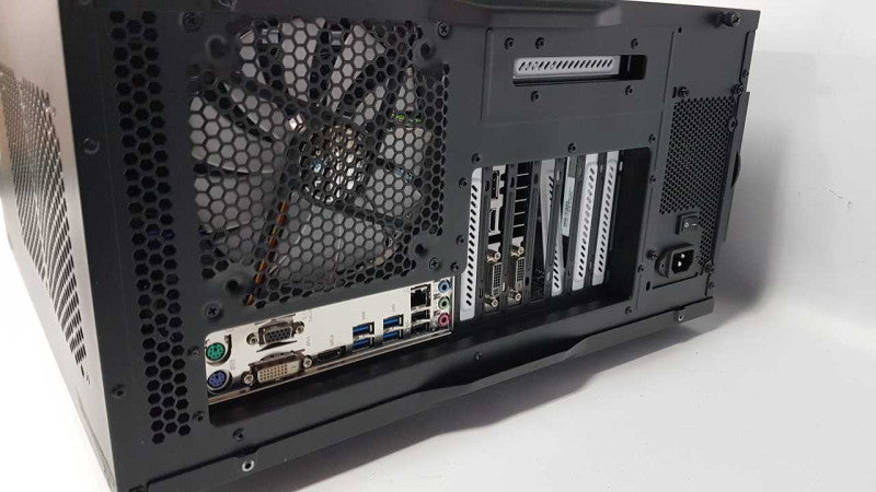 Custom Gaming PC i7-4790 @ 3.60ghz / 16gb ram / GTX 680 / Z97-k Mobo #