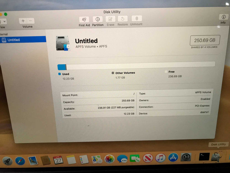 MacBook Air 2018 Retina (A1932) i5-8210Y, 16GB DDR3, 250GB SSD **READ**