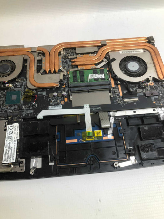 MSI GF65 Thin 9SEXR intel i7-9750H @ 2.60GHz / 16GB Ram / 256GB m.2 ssd.