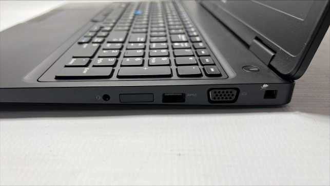15\\" DELL Latitude 5580 with i5-7300U CPU 8GB RAM & 256GB SSD Storage  #