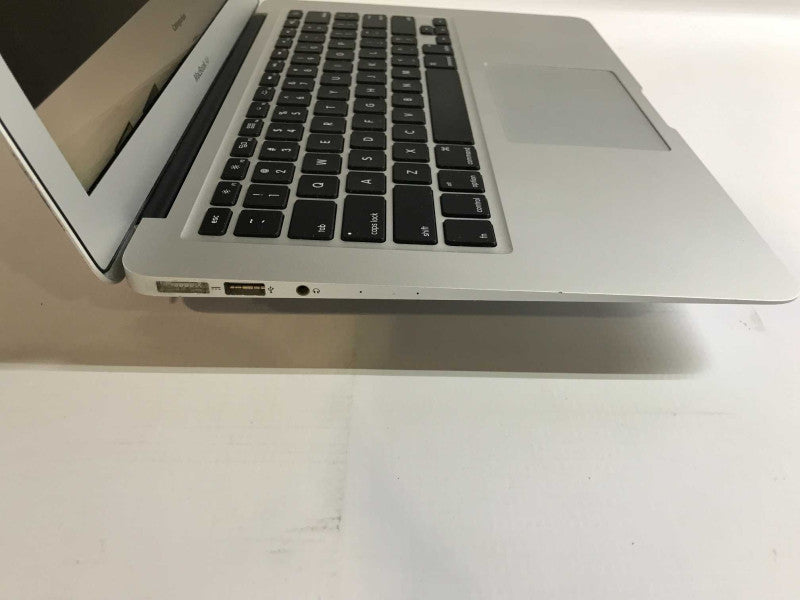 MacBook Air 2015 (A1466) i5-5250U, 8GB DDR3, 250GB SSD Q