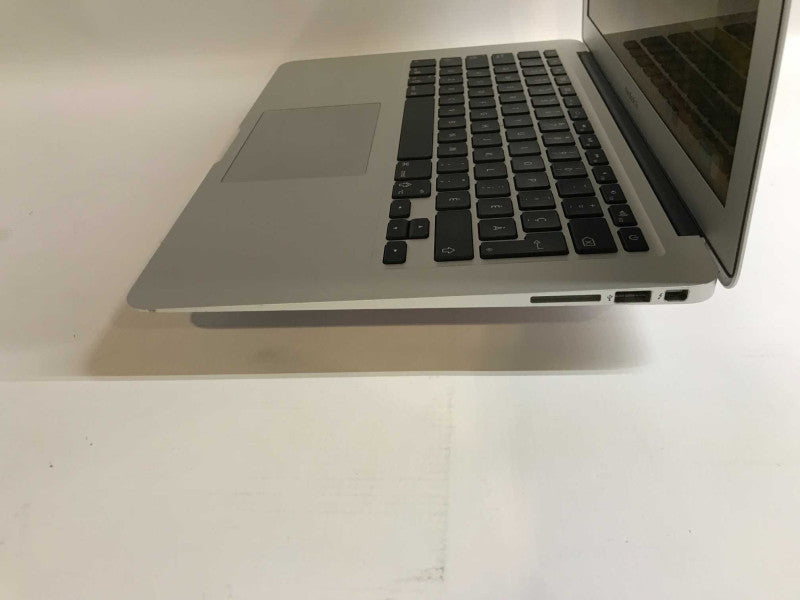 MacBook Air 2015 13\\" i5-5250U, 8GB DDR3, 120GB SSD