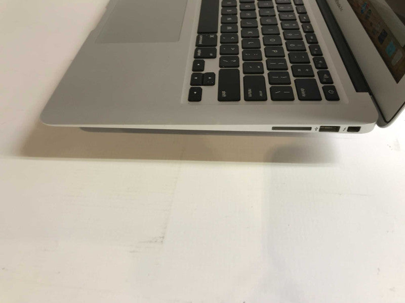 MacBook Air 2017 13\\" i7-5660U, 8GB DDR3, 250GB SSD