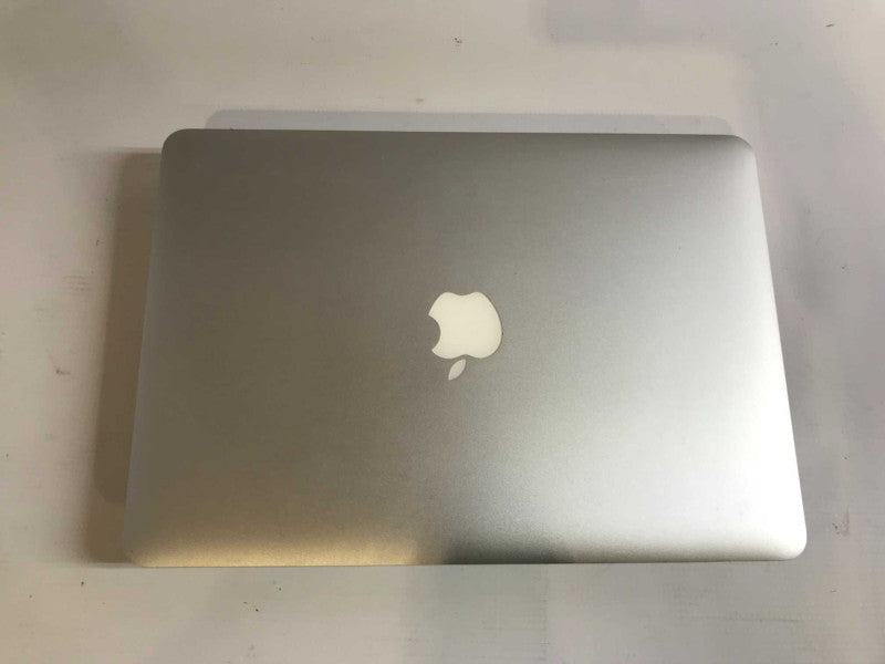 MacBook Air 2015 13\\" i5-5250U, 8GB DDR3, 120GB SSD Q