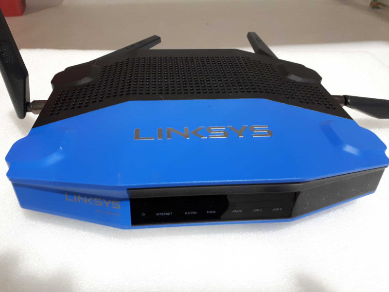 Linksys Canada WRT1900AC Smart Wi-Fi Router &