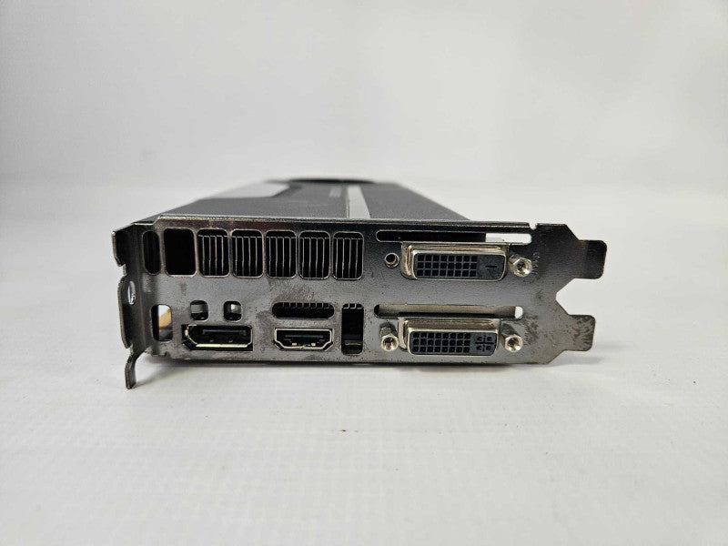 EVGA GeForce GTX 760 2GB GDDR5 PCIe X16 (02G-P4-2760-BR) )