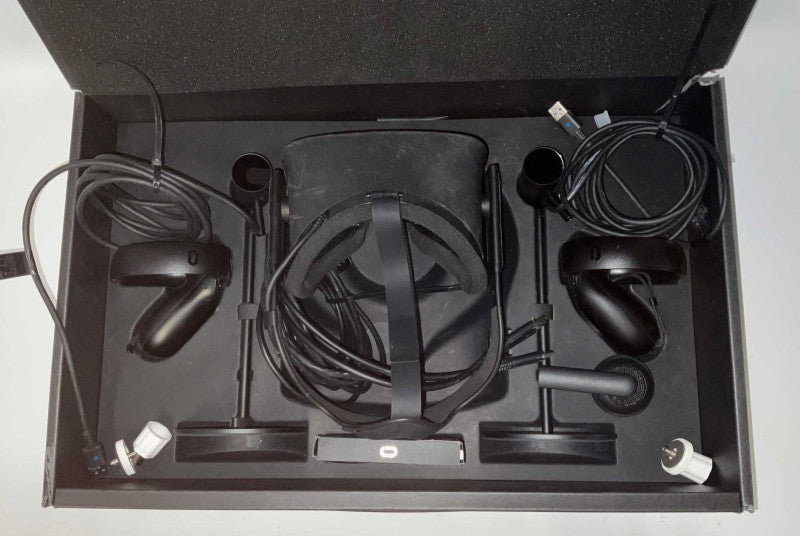 Oculus Rift VR Headset READ  -