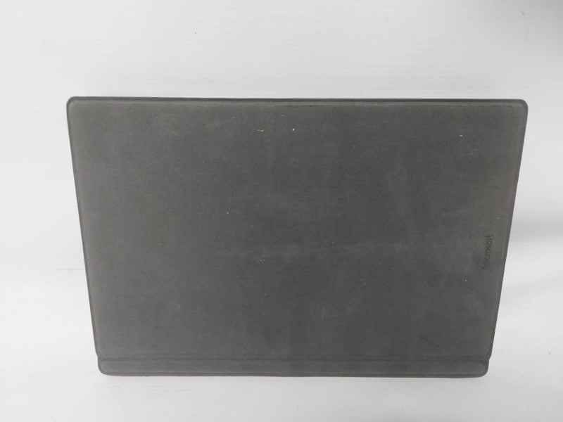 Microsoft Surface Pro 4 i7-6650U @ 2.20ghz / 8gb ram / 256gb