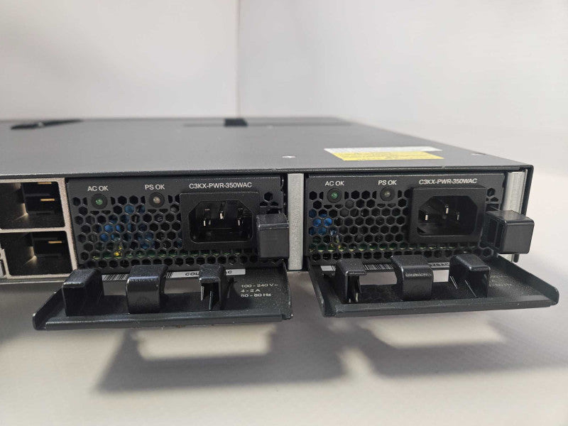 Cisco Catalys 3750-X Series WS-C3750X-24T-S V04 2x PSU )