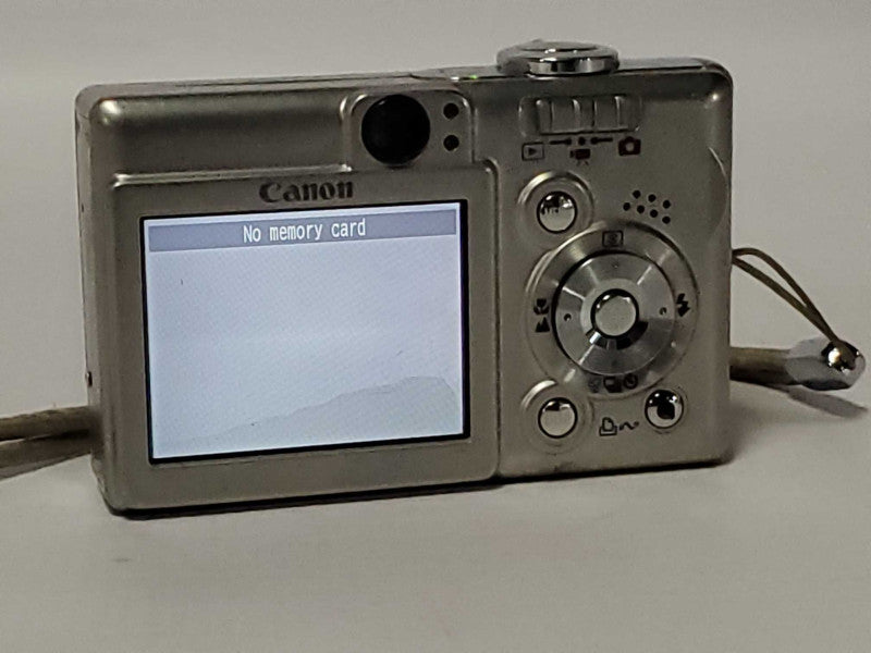Canon ELPH SD300 4.0MP Digital Camera (READ) |