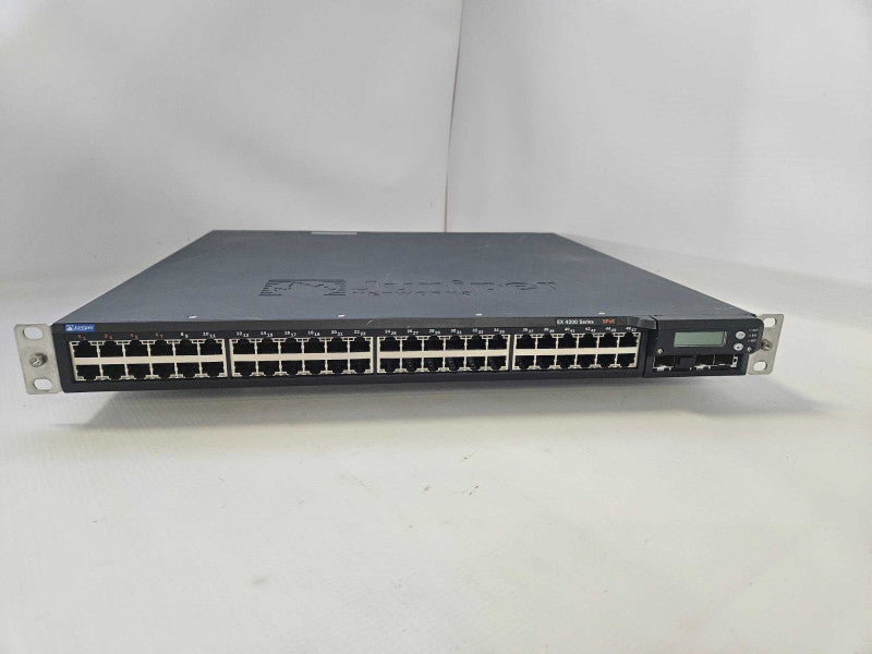 Juniper Networks EX4200-48T 48-Port Gigabit Ethernet Switch Q)