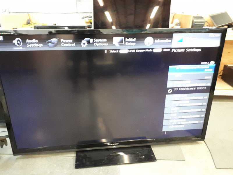 Sharp LC-80LE844U AQUOS Quattron Smart 3D LED 80\\" TV &