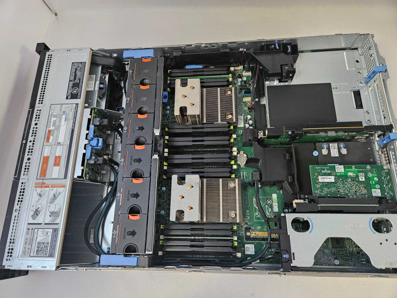 Dell PowerEdge R730 2x Xeon E5-2640 V4 @ 2.40GHz 64GB DDR4 2x PSU NO RAID )