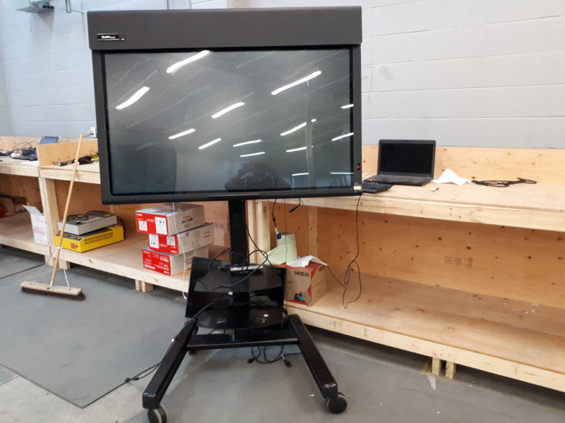 Smart Board (sbid r1cs06557) with NEC Monitor (MultiSync S521)- Read notes &