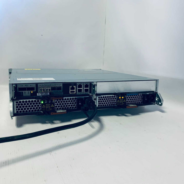 NetApp DS2246 NAJ-1001 Disk Array Shelf W/ 24x SAS SATA Trays 1x Controller =