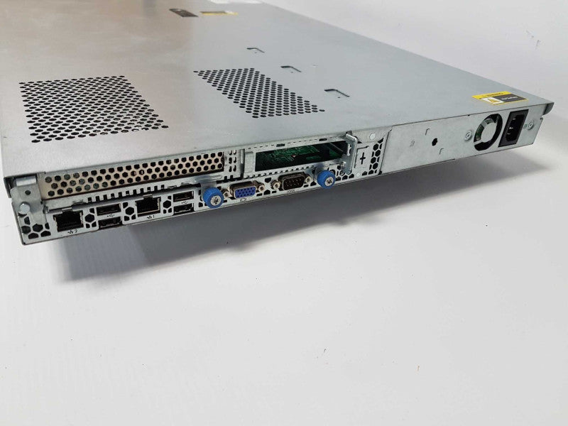 HP Prolian t DL320e Gen8 Xeon E3-1230 V2 @ 3.30ghz / 32gb ram / P420 ctrller #