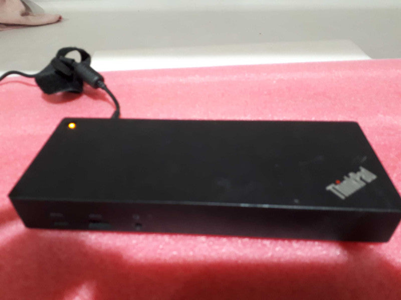 Lenovo ThinkPad Hybrid DUD9011D1 USB-C USB-A Docking Station &