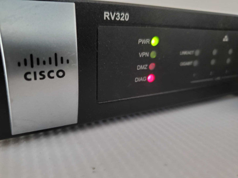 Cisco RV320 Dual Gigabit WAN VPN Router (