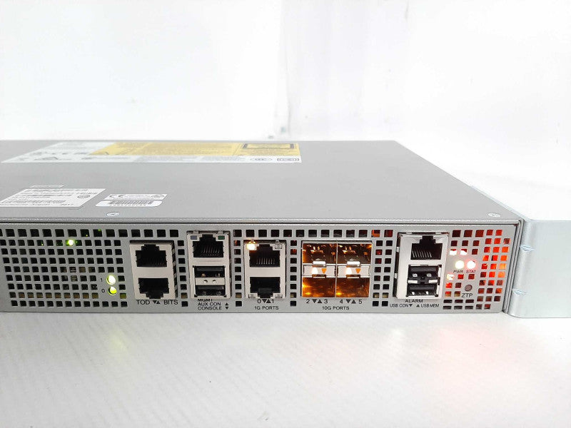 Cisco ASR-920-4SZ-A Series Aggregation Service Router, Read _