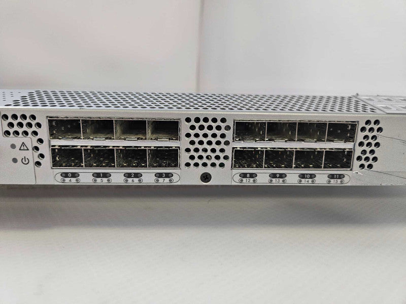 Brocade Silkworm 200E 16 Ports Active Fibre Channel Switch BR-240E-R0001 )