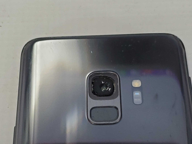 Samsung Galaxy S9, 64GB Storage, Carrier Unlocked (READ) |
