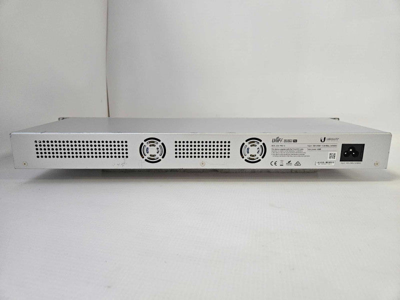 Ubiquiti Networks UniFi Security Gateway Pro (USG-PRO-4) )
