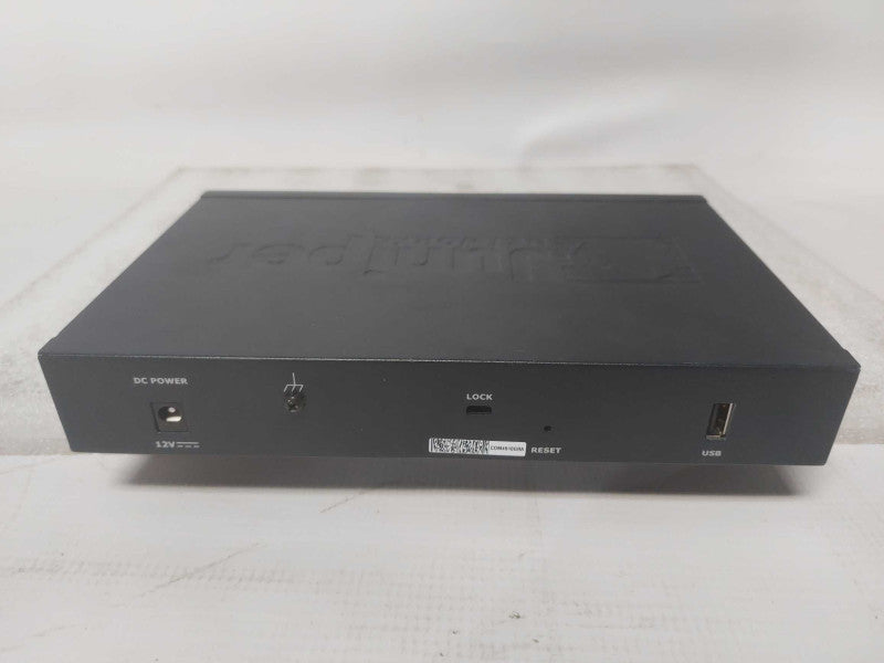 Juniper SSG 5 VPN Firewall Security Gateway 7-port SSG-5