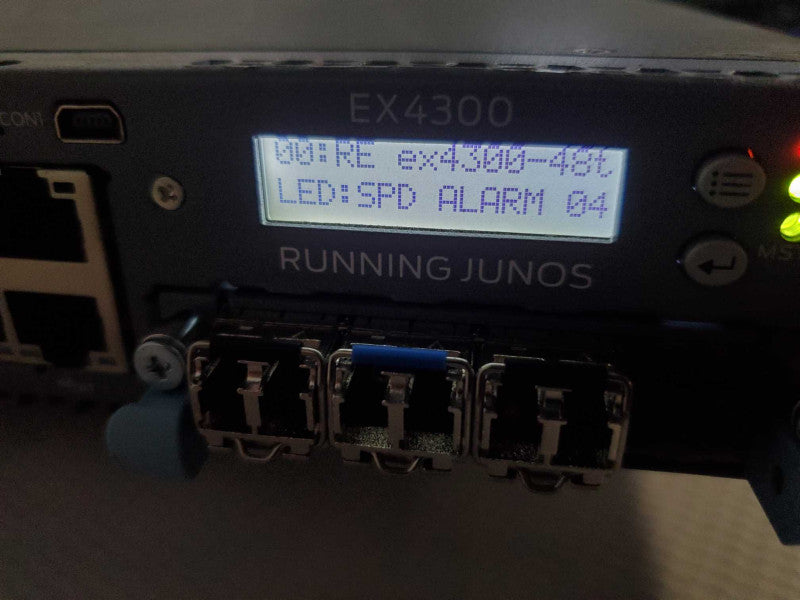Juniper EX4300-48T 48-Port 10/100/1000Base-T Switch + 4x SFP Module Q(