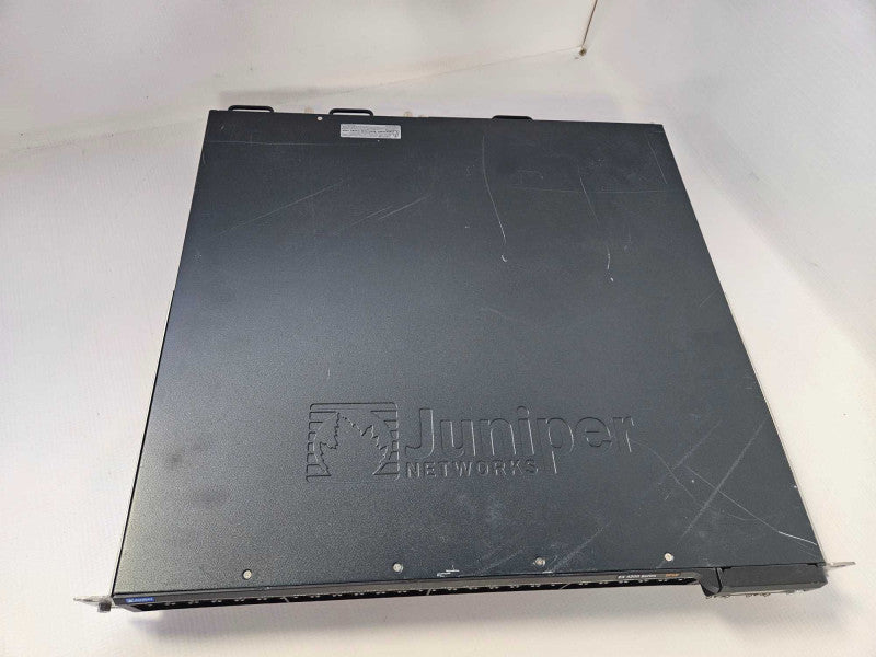 Juniper Networks EX4200-48T 48-Port Gigabit Ethernet Switch Q)