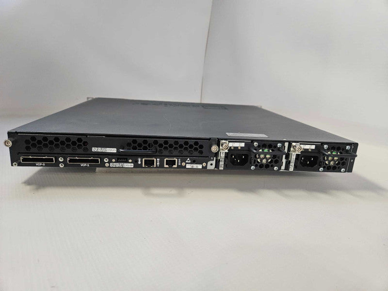 Juniper Networks EX4200-48T 48-Port Gigabit Ethernet Switch Q)