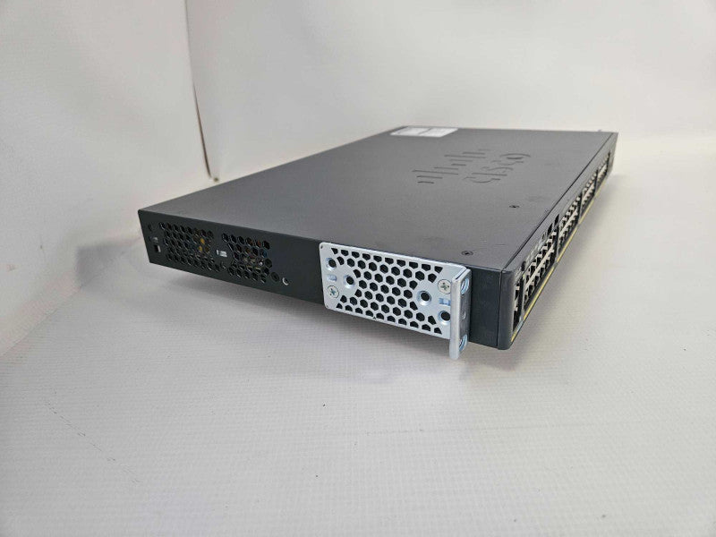 Cisco Catalyst WS-C2960X-48TD-L, 2 x 10G SFP+ )