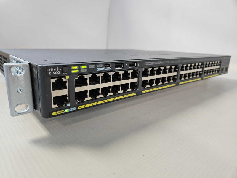 Cisco Catalyst WS-C2960X-48TD-L, 2 x 10G SFP+ )