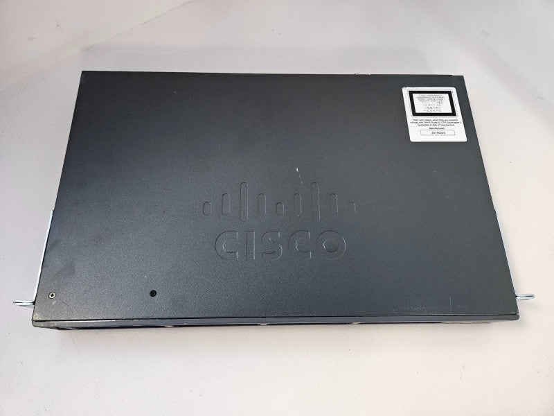 Cisco Catalyst WS-C2960X-48TD-L, 2 x 10G SFP+ )