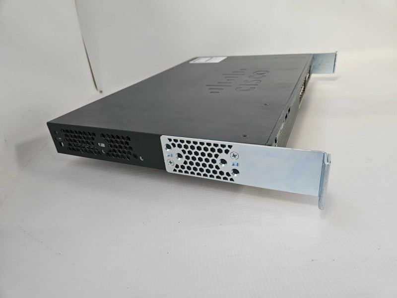 Cisco WS-C2960X-24TS-L 24 port 10/100/1000 & 4 SFP 1U LAN Network Switch  )