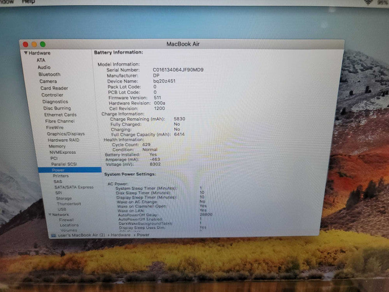 MacBook Air 2015 13\\" i5-5250U, 8GB DDR3, 121GB SSD **cosmetic damage