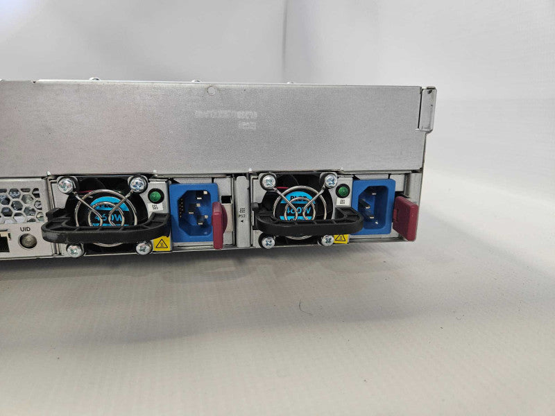 HP ProLiant DL380e Gen8 1x Xeon E5-2420 0 @ 1.90GHz 16GB B320i RAID 2x PSU )