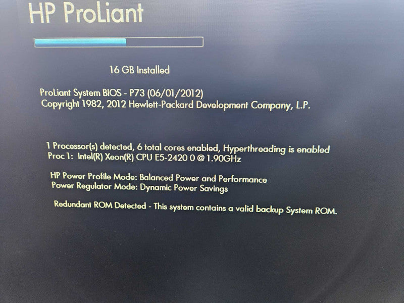 HP ProLiant DL380e Gen8 1x Xeon E5-2420 0 @ 1.90GHz 16GB B320i RAID 2x PSU )